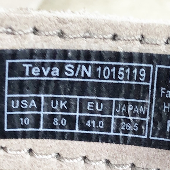 Teva Ysidro Universal Taupe Leather Wedge Sandals (10) - Picture 12 of 13